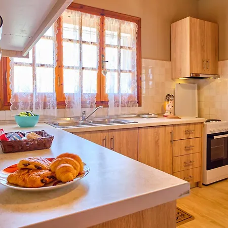 Kodelo Summer House Apartment